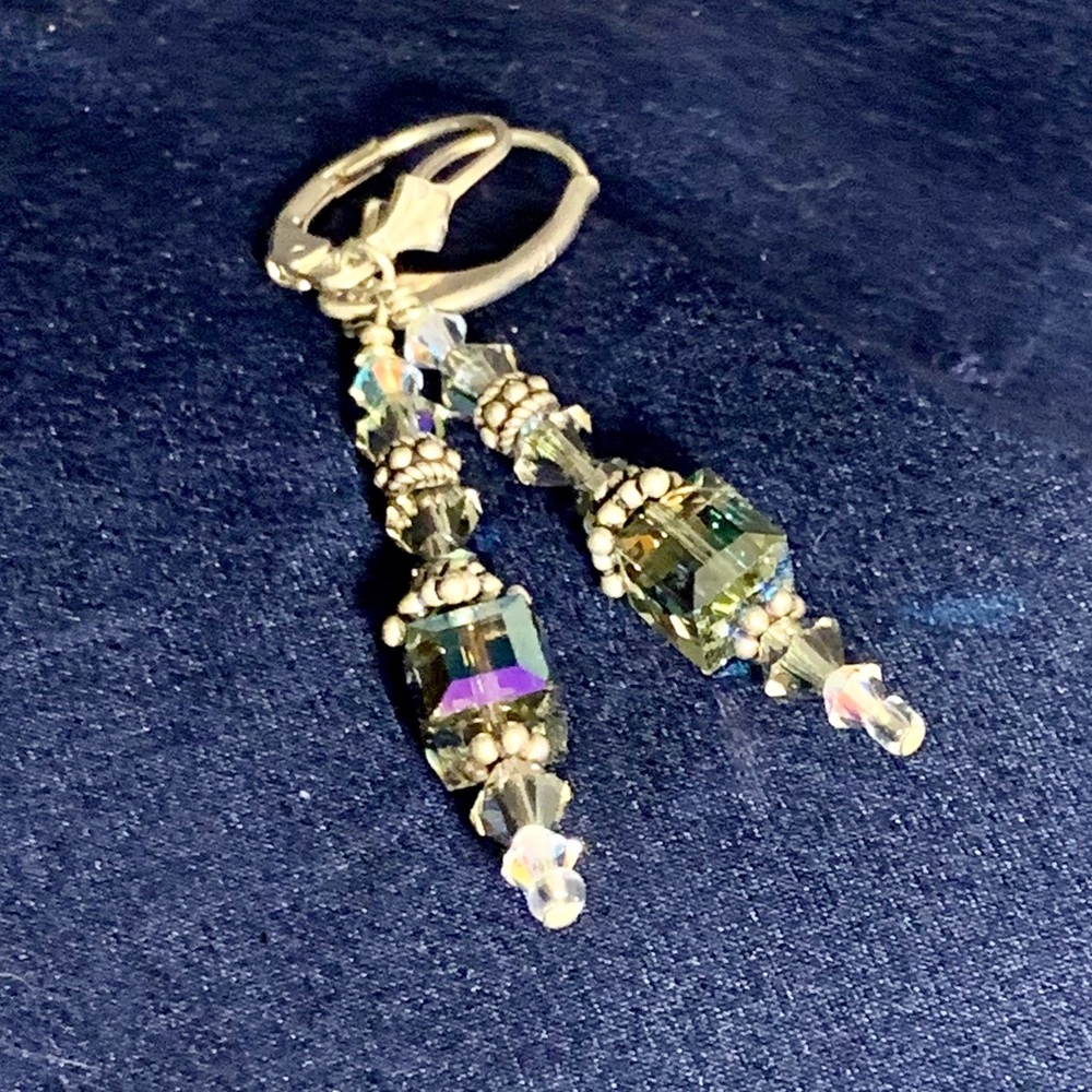 Swarovski Crystals made w/ 925 Sterling Silver ❣️